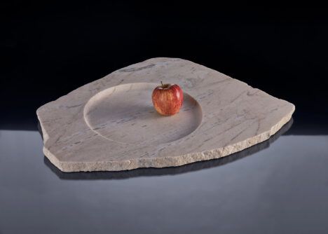 stone fragment plate