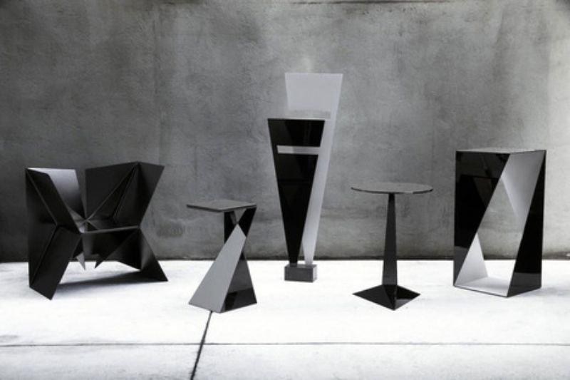 Triangulation sharp furniture set