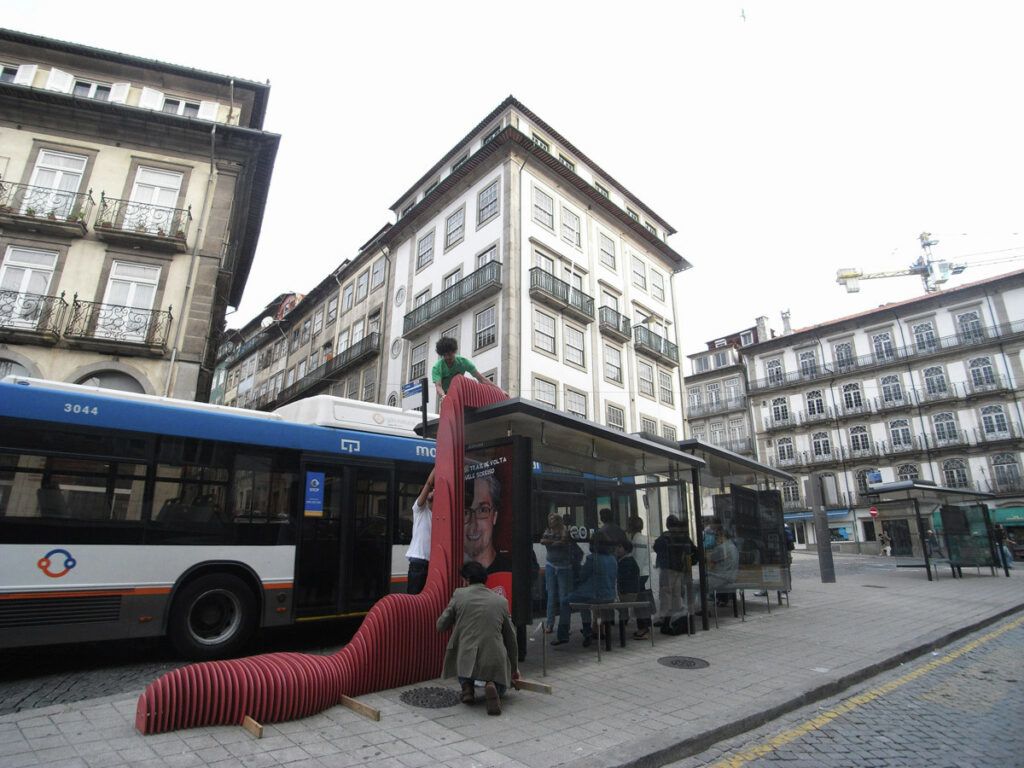 Bus Stop Symbiosis installation Porto