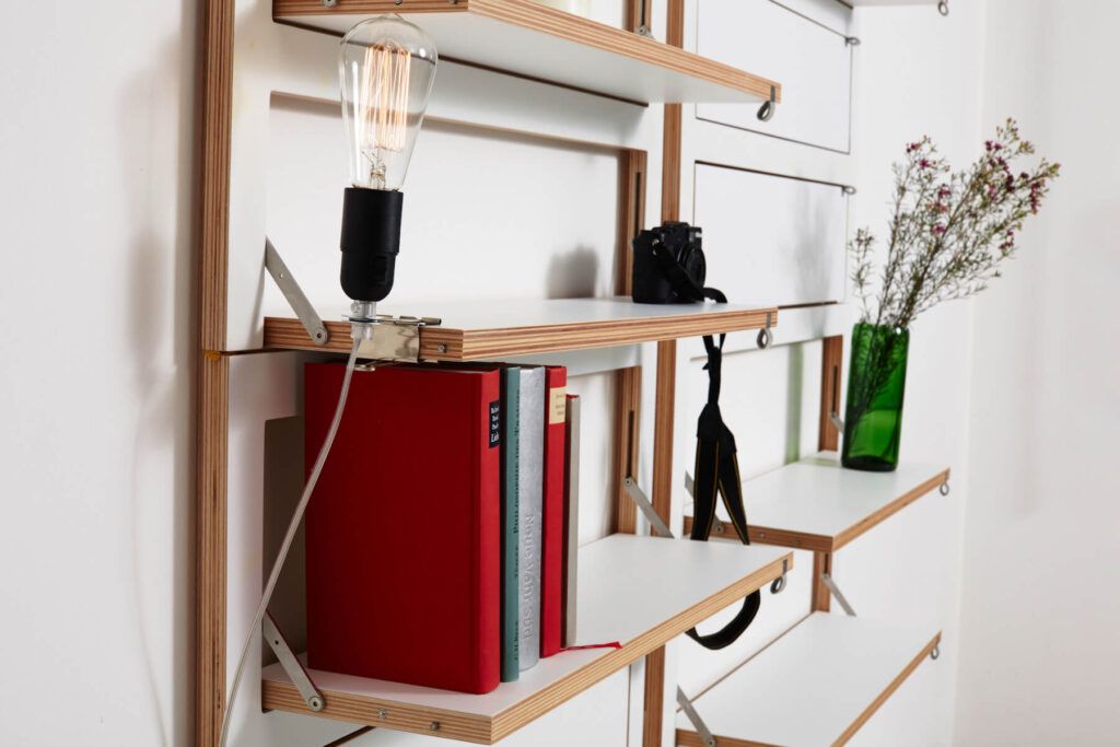 Flapps shelves objects display