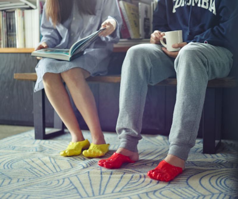Fondue slippers color couple