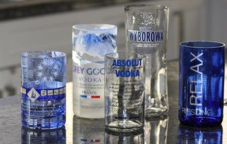 Bottles cut with the glass cutter