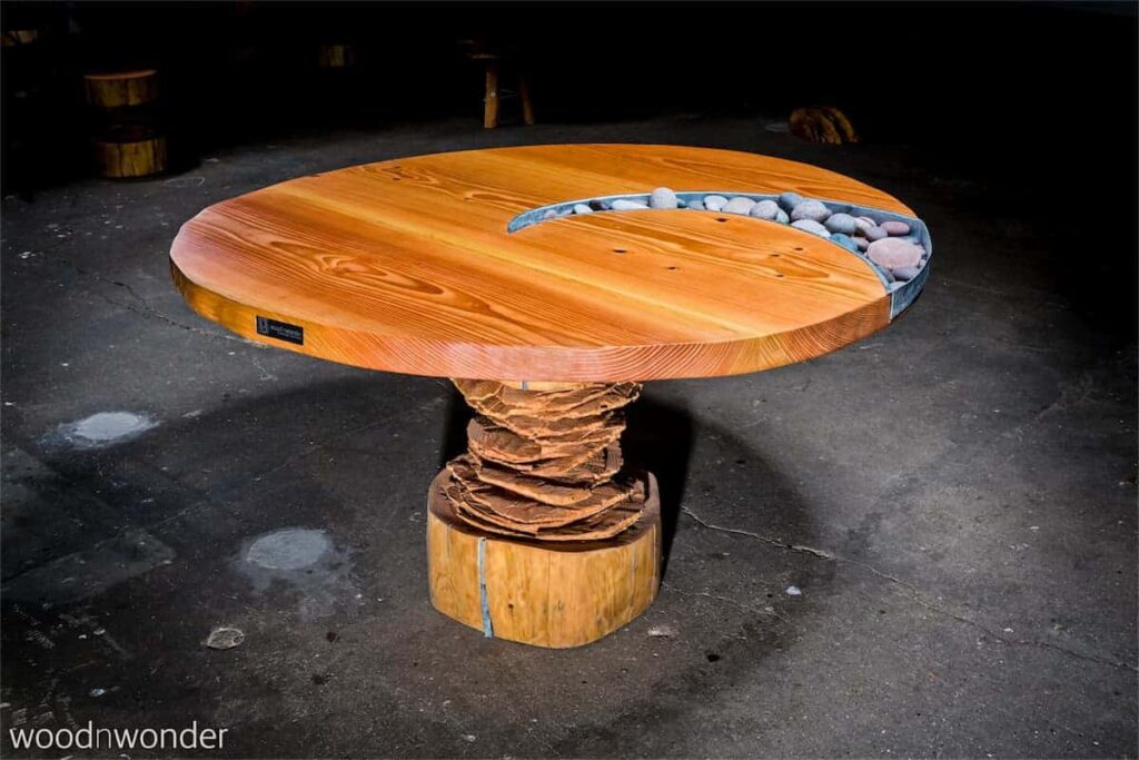 Dutch artist chainsaw furniture