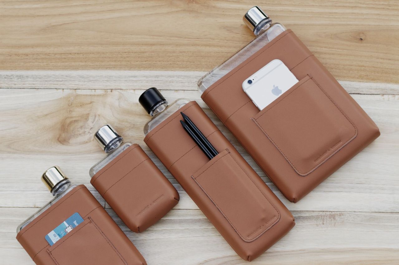 memo bottle with leather case