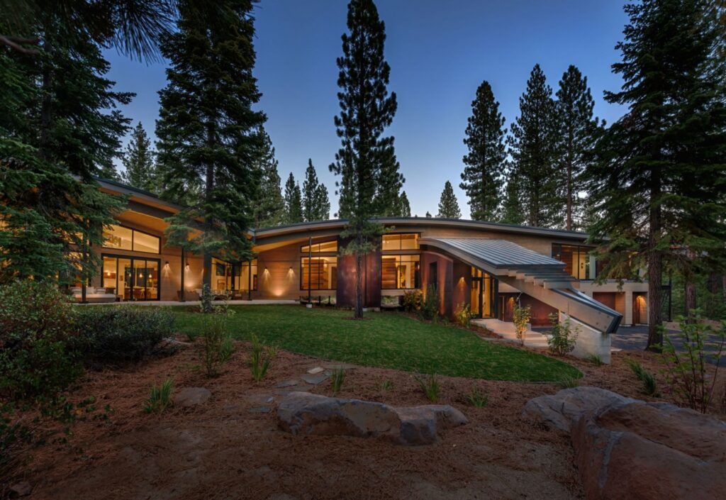 California mountain house Sage Architecture rustic