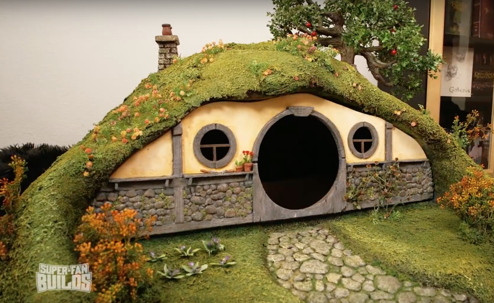 Tim Baker hobbit cat house