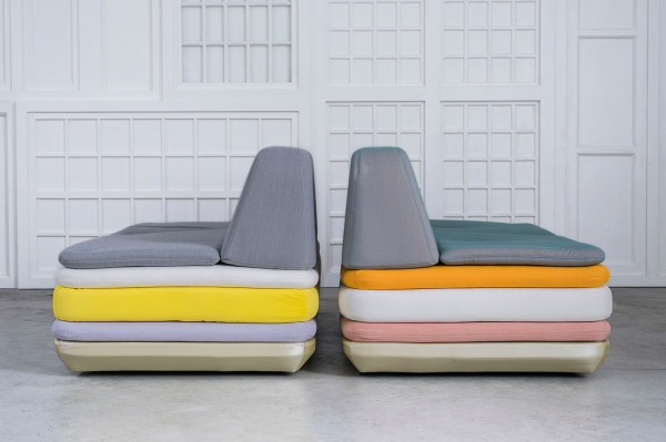 Super Soft Sofa Made of Stacked Pillows