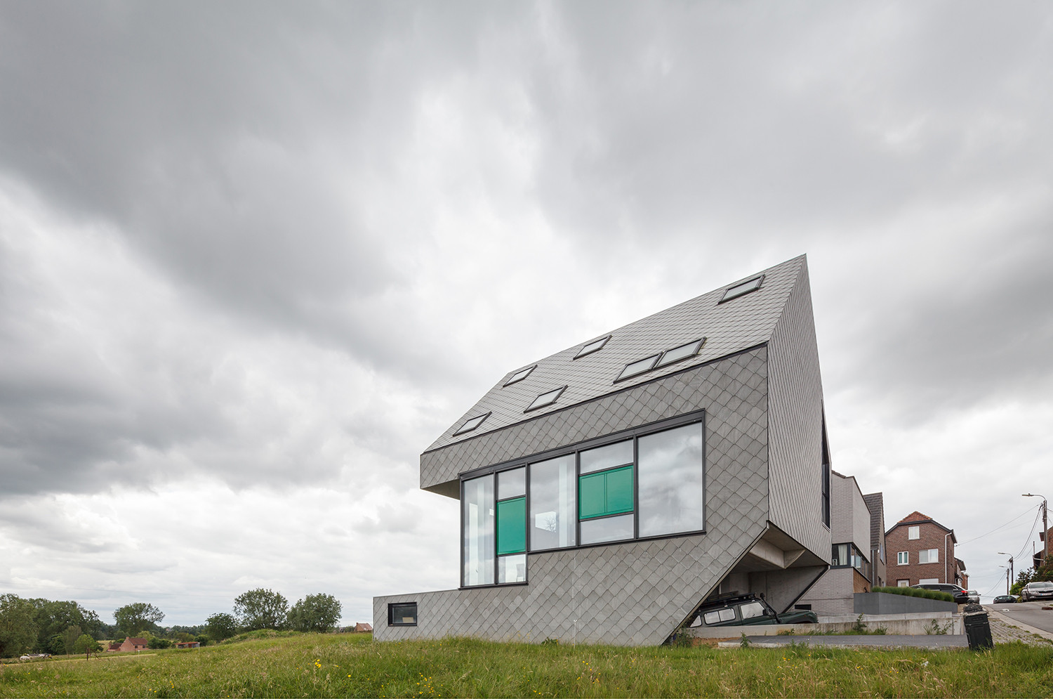 compact geometric house design