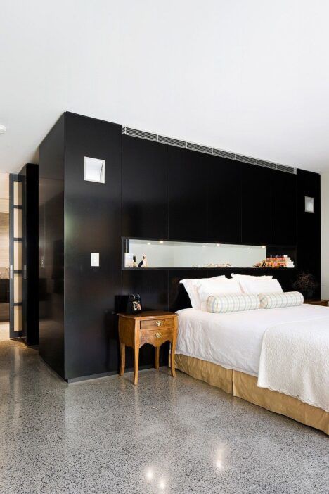 Corben Architects warehouse home bedroom