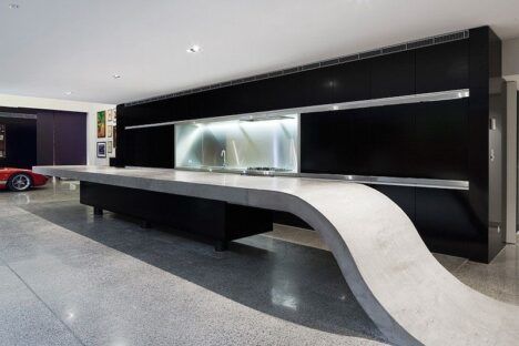 Corben Architects warehouse home curving counter