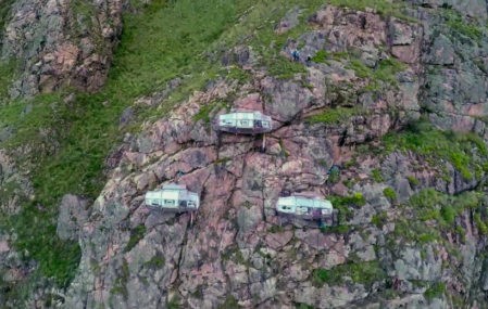 Cliff dwellings: Skylodge Adventure Suites