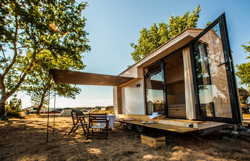 Diy Tiny Vacation Home On Wheels Designs Ideas Dornob - Diy Tiny House Plans On Wheels