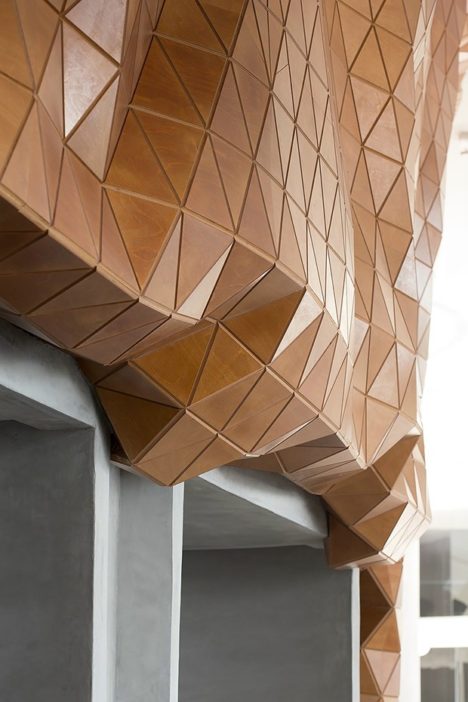 Wood-Skin at Reign in Dubai