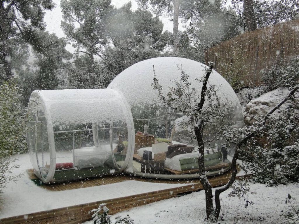 Attrap'Rêves Bubble hotels in snow