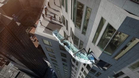 Glass slide suspended from 1,000 feet up in Los Angeles