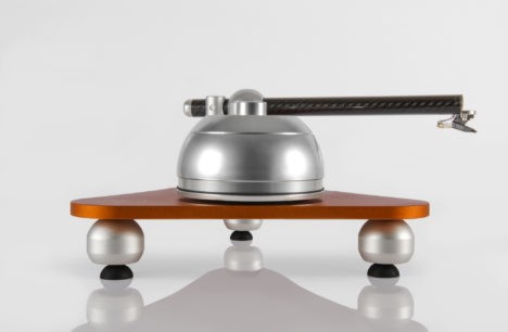 Atmo Sfera Platterless Turntable looks a bit like a drone