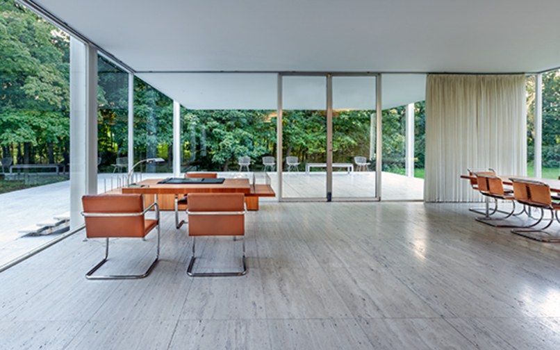 Iconic Farnsworth House To Feature In Hollywood Film