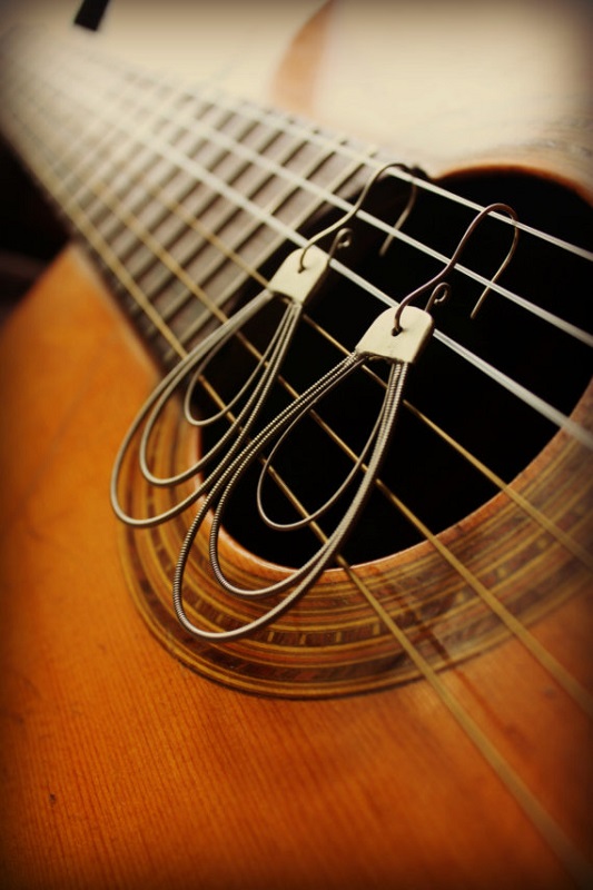 Guitar String Earrings - Offbeat Accents