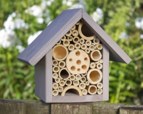 Wudwurx Bee House and Insect Home