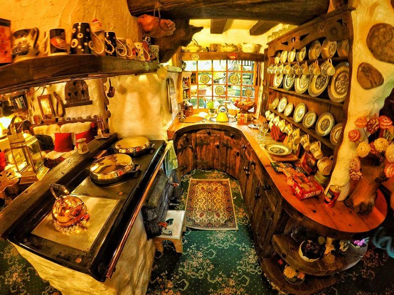 Hobbit House - Interior