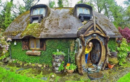 Hobbit House - Stuart Grant
