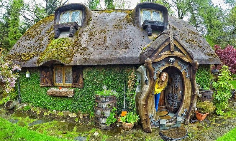 Hobbit House - Stuart Grant