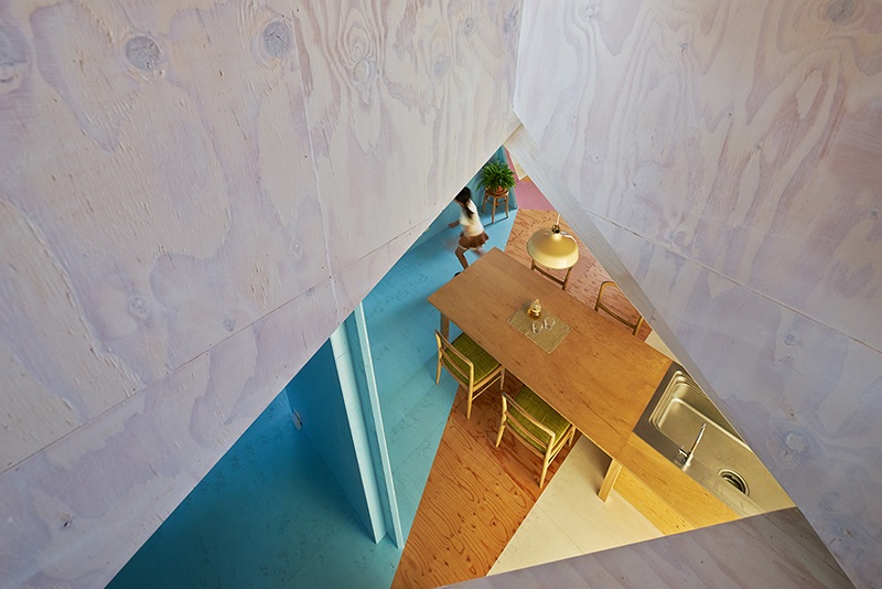 Apartment House - Kochi Architect’s Studio - plywood walls