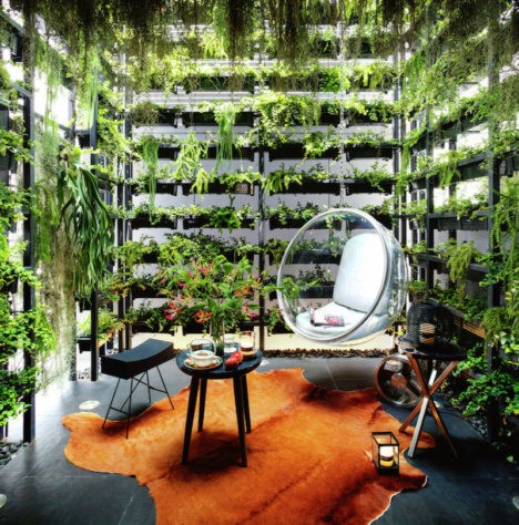 Feature House - Vertical Garden