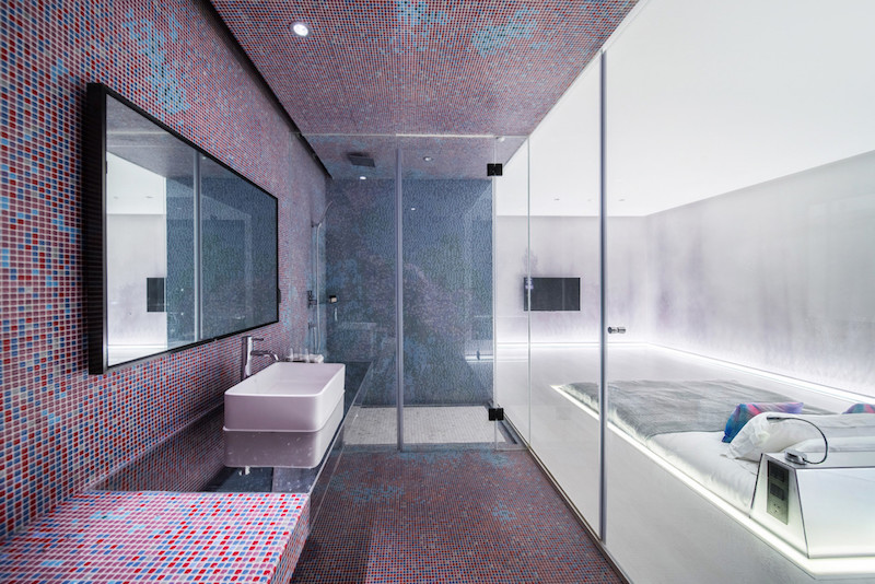 Mylines Westlake - LYCS Architecture - art hotel bathroom