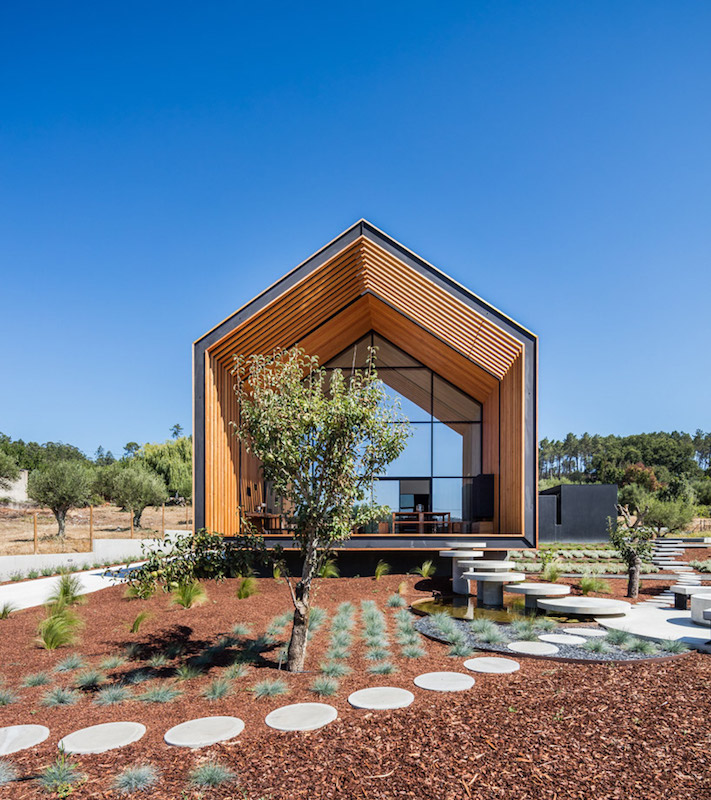 Pentagon-shaped home in Portugal - Filipe Saraiva Arquitectos