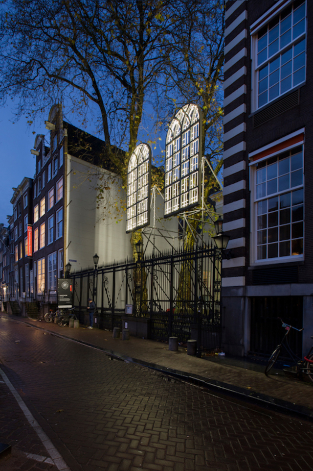 amsterdam festival of lights windows lynn leegte