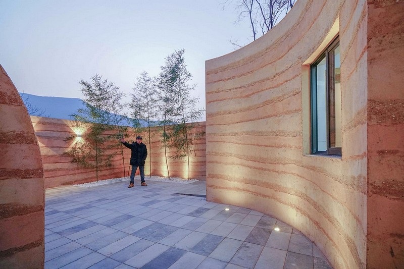 Cave House - hyperSity Architects.