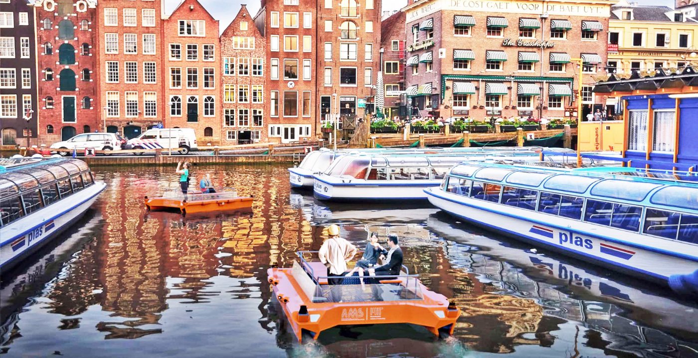 Rendering of a Roboat taxi moving through one of Amsterdam's many canals.