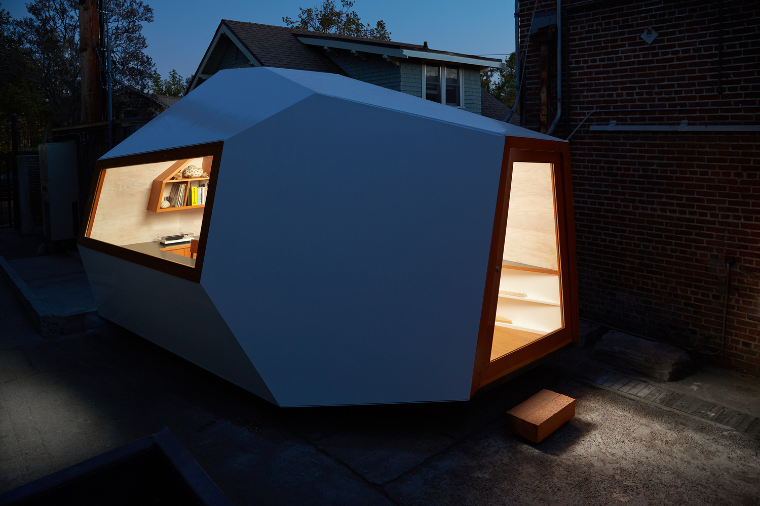 Lighthouse Office Pod Looks Like an Abstracted Backyard Boulder