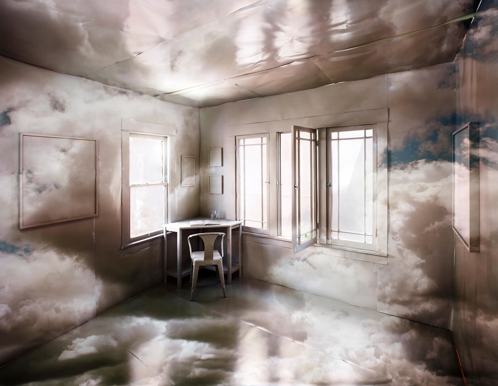 A sky-like room created by Chris Engman using his innovative 3D photography techniques. 