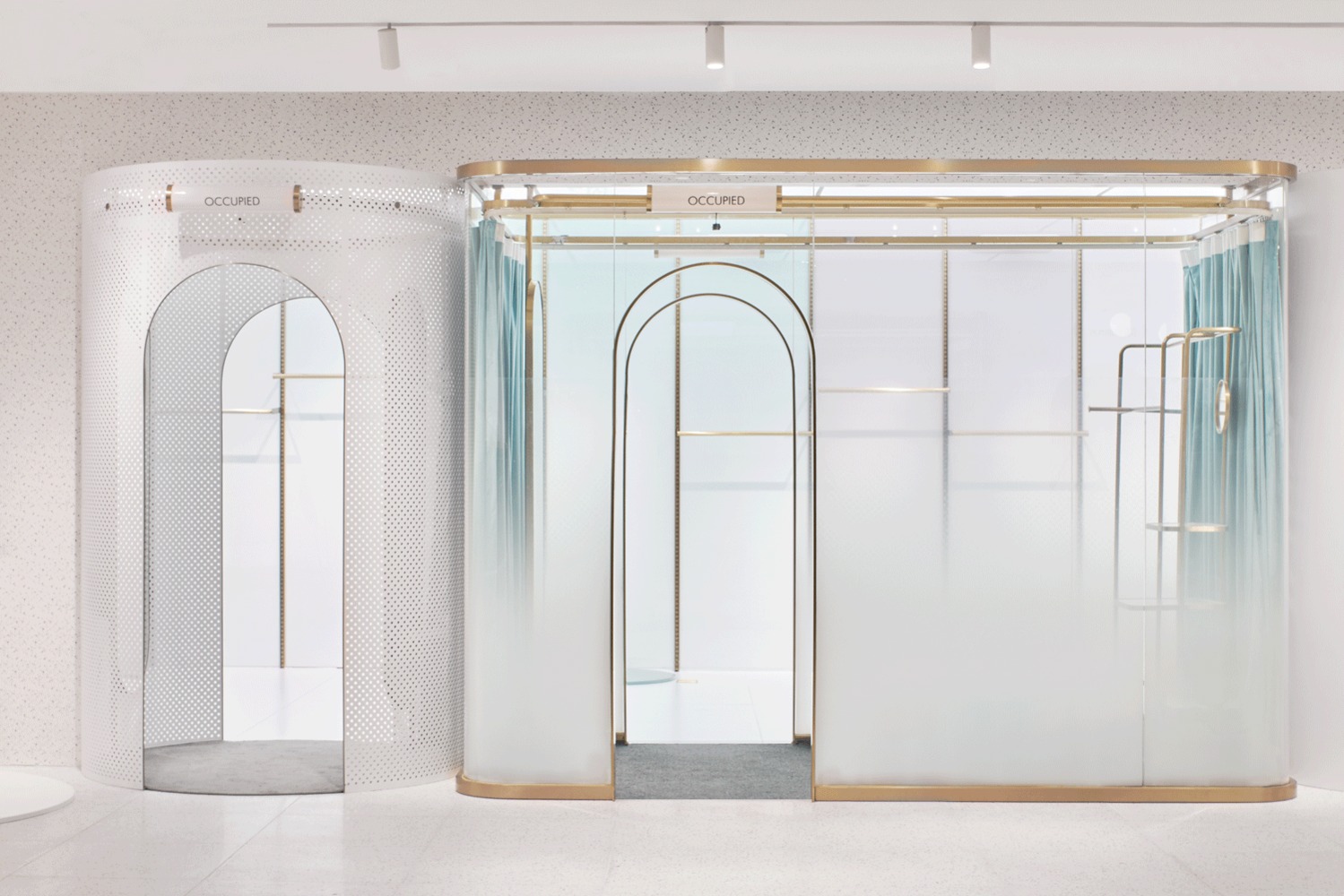 A fitting room pod inside Shanghai's new online-meets-offline Heyshop. 
