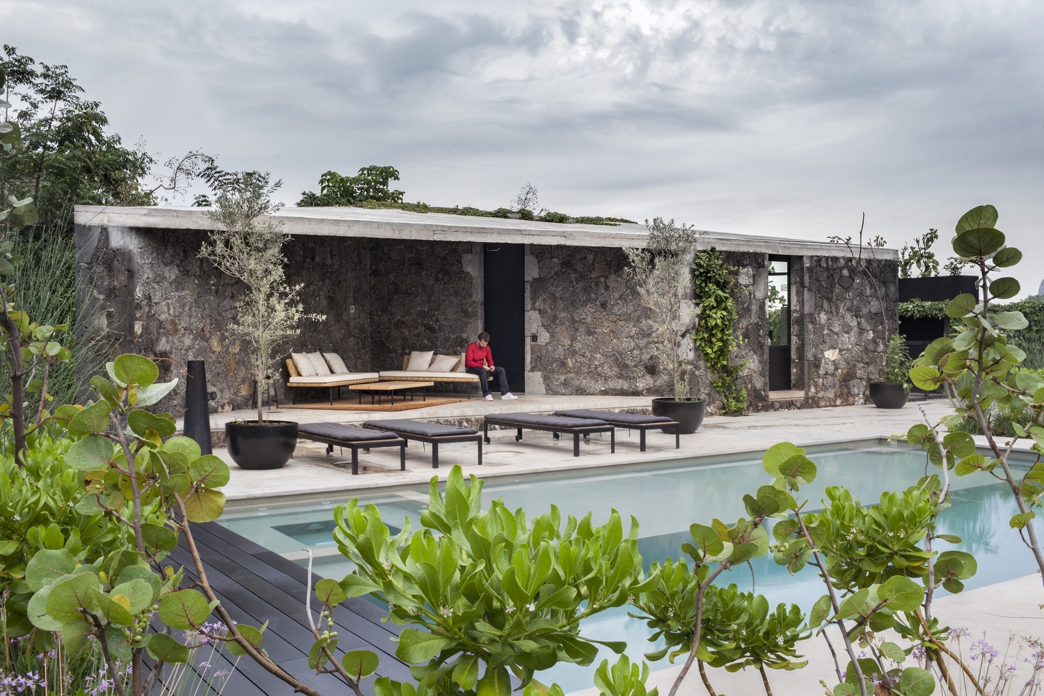 Exterior shot of " Lounge MA," the new concrete addition to Cadaval & Solá Morales' "MA House" in Tepoztlán, Mexico.
