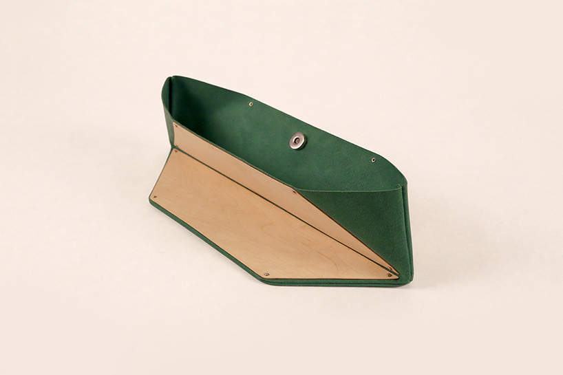 origami green clutch side