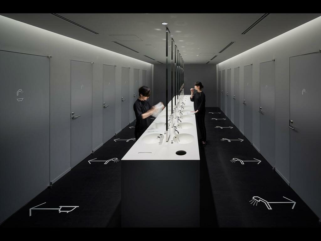 9h hotel bathroom