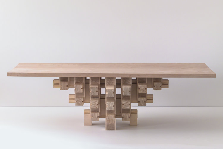 "Grid Table," a modular piece by Mian Wei using the traditional Chinese dugong system.