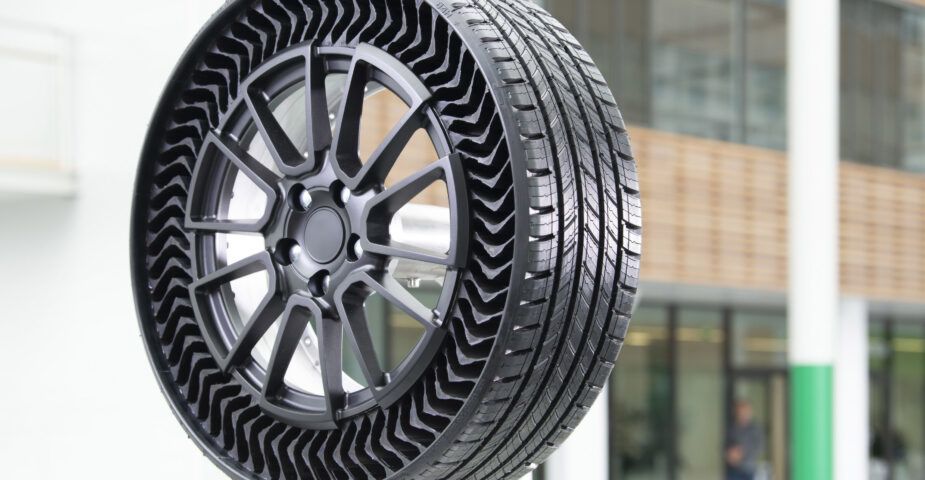 Michelin's Airless "Uptis" Tire