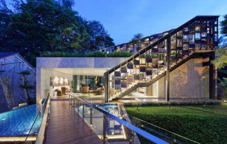 Photos from TWS & Partners﻿' new Hanging Villa in Indonesia.