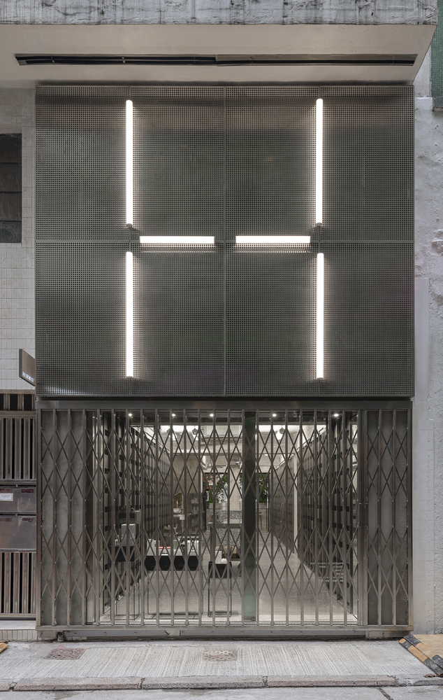 HARMAY, an ultramodern cosmetics store in Hong Kong by AIM Architects. 