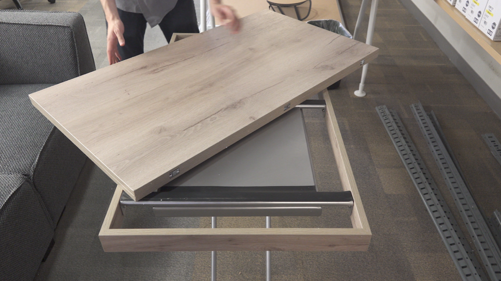 Rotating and unfolding the Alzare's expandable tabletop