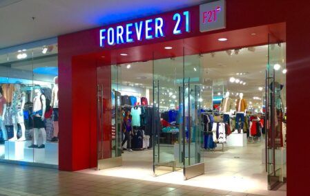 One of Forever 21's many brick-and-mortar locations