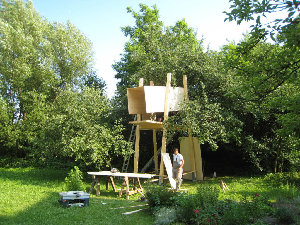 DIY Treehouse for Kids plans